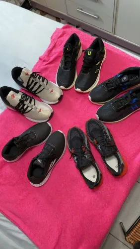5 Tênis esportivo casual Masculino Numeração 42 para vender rápido