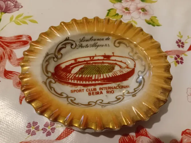 Cinzeiro do Inter reliquia ano 1969 intacto lindo