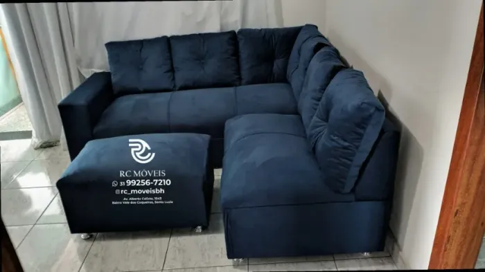Sofá de Canto com Puff Material suede D33 Confortável Direto da Fábrica