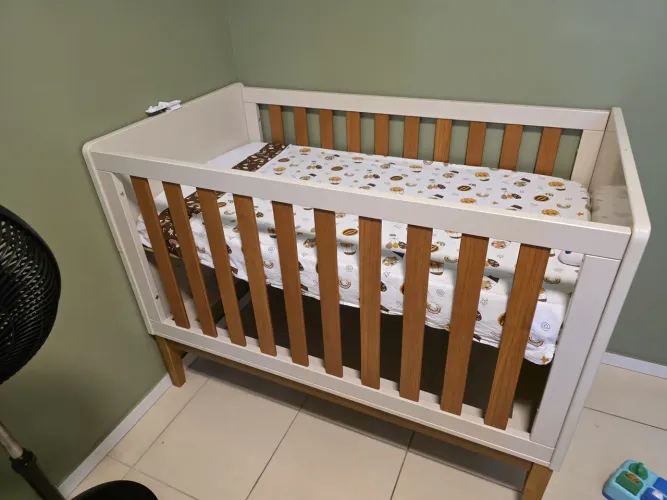 Berço Omatic aprovado pelo Inmetro. Quase sem uso. Classe A