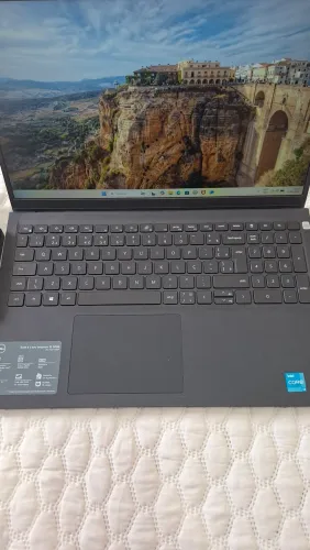 Dell inspirion 15 3511