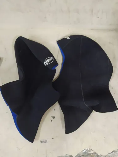 Luva e capuz de Neoprene Mormaii