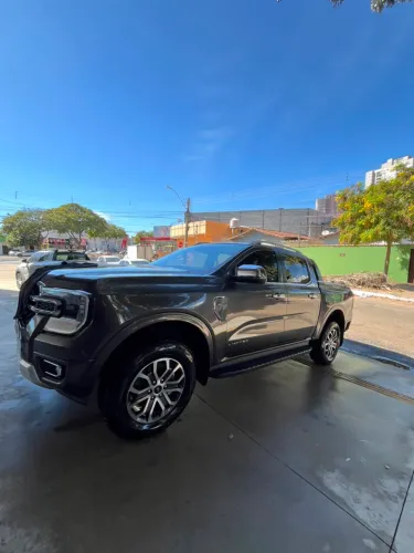 Ford Ranger Limited 3.0 V6 4X4 CD TB Die. AUT 2024