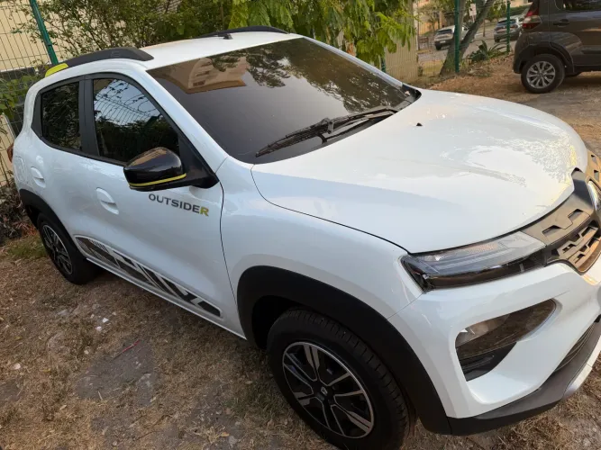 Renault Kwid Outsider 1.0 Flex 12V 5P Mec. 2026
