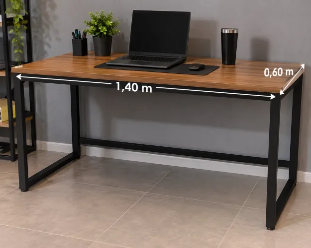 Mesa de escritório estilo industrial