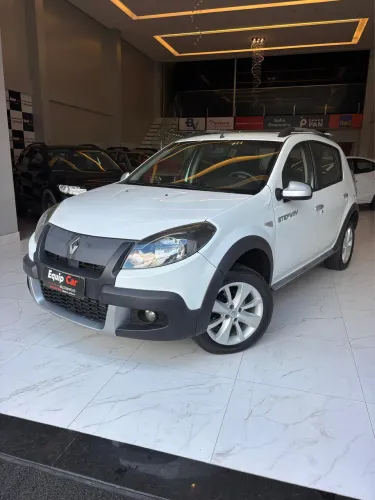 Renault Sandero Stepway Hi-power 1.6 8V 5P 2013