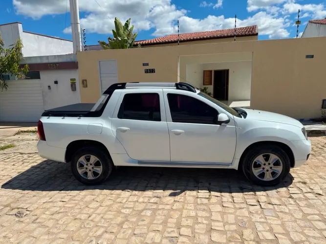 Renault Duster Oroch Dyna. 2.0 Hi-flex 16V Aut. 2017