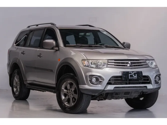 Mitsubishi Pajero Outdoor 3.2 4X4 T.i. Dies.5p Aut. 2018