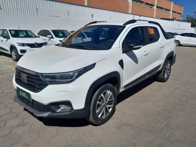 Fiat Strada Volcano 1.3 Flex 8V CD 2026