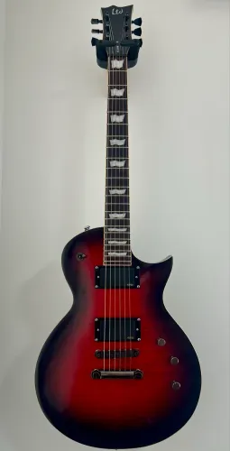 Guitarra ESP LTD EC-256 Com EMG e case ESP