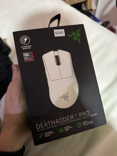 Razer DeathAdder V3 PRO