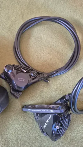pinça freio hidráulico Shimano 105