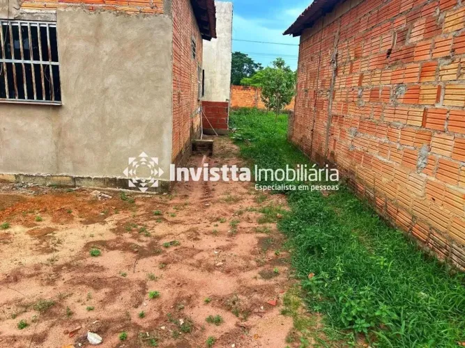 Terreno de 300 m² com duas casas em fase de acabamento - Oportunidade de Investimento
