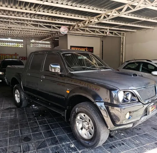 Mitsubishi L200 GLS 2.5 4X4 CD Diesel 2005