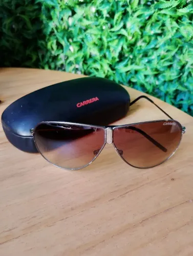 Óculos de sol Carrera Gipsy