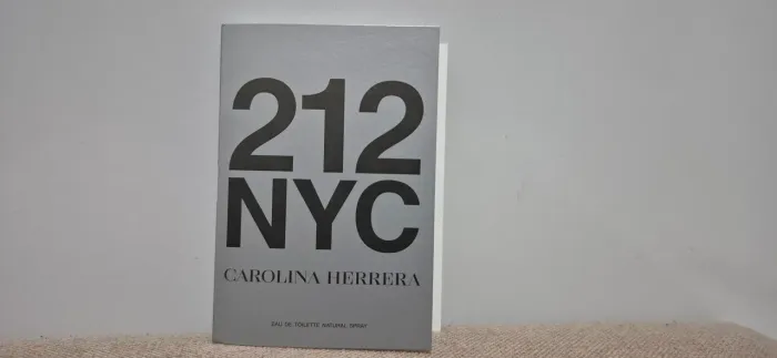 212 NYC Carolina Herrera 