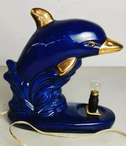 Antigo abajur Mesa formato Golfinho Porcelana azul marinho com detalhes ouro Peça anos 60*