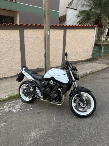 Suzuki Bandit 650 impecável 2016