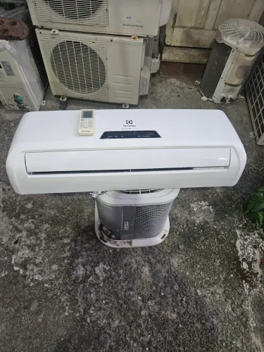 Split inverter eletrolux 9000btus 