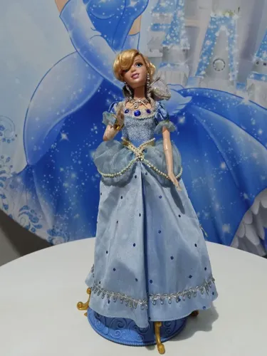 Boneca Cinderela  Magesty,  2008 