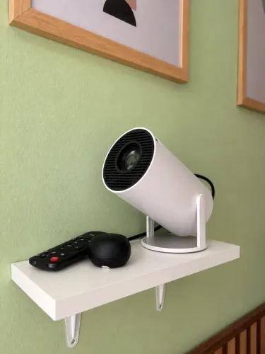 Projetor portátil branco com suporte