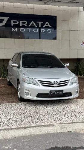 Toyota Corolla GLI 1.8 Flex 16V Mec. 2013
