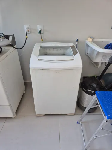 Máquina de lavar roupas brastemp