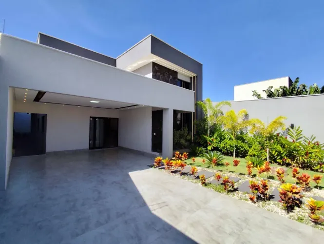 Casa com 3 dormitórios à venda, 174 m² por R$ 750.000,00 - Setor Grajaú - Goiânia/GO