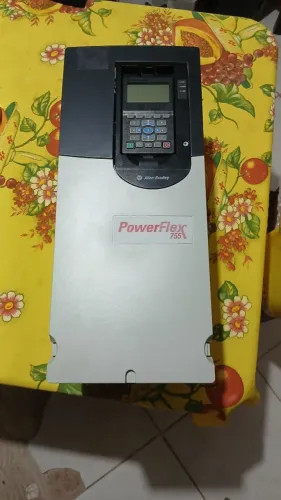 Inversor de frequência e soft starter Allen-Bradley