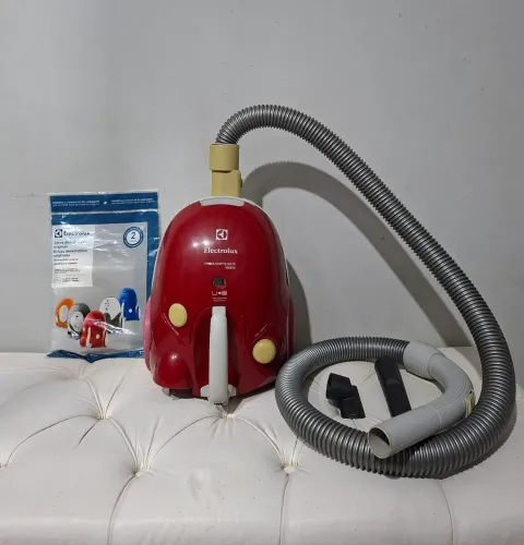 Aspirador de pó Electrolux Neo Compact