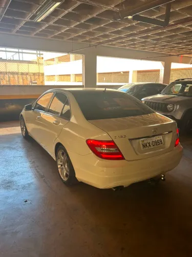 Mercedes-Benz C-180 CGI Classic 1.8 16V 156cv Aut. 2012