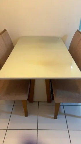 JOGO DE MESA E CADEIRAS