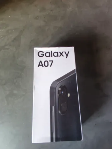 Samsung Galaxy A07 4GB de RAM e 128 GB Armazenamento, LACRADO (PRETO)