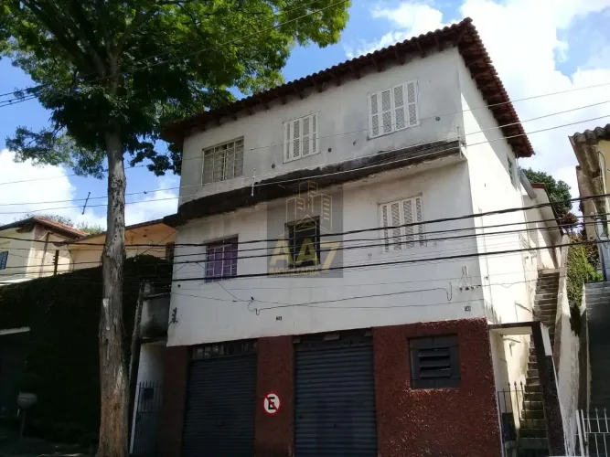 Casa a Venda, para investimento.