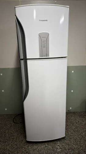 Geladeira Panasonic 387L
