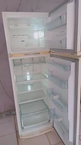 Geladeira Brastemp bem nova entrego