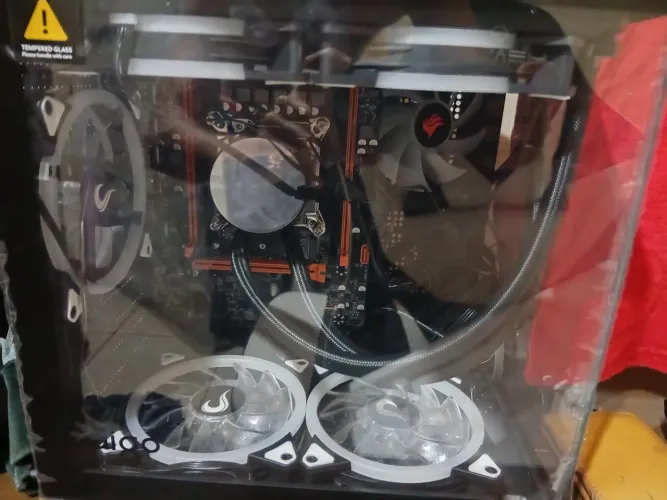Pc xeon 2680v4 so falta memoria tudo novo 