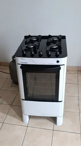 Fogão esmaltec 4 bocas. Valor negociável