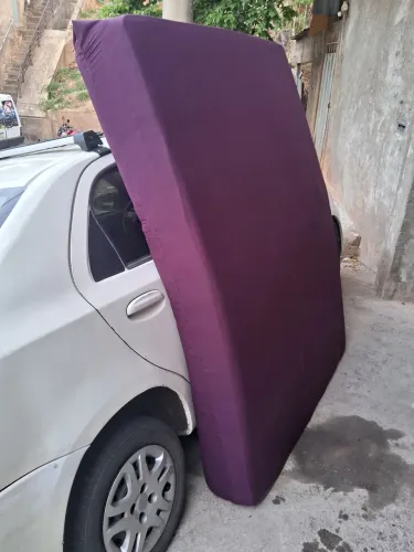 Vendo colchão de casal por 100 reais entrego