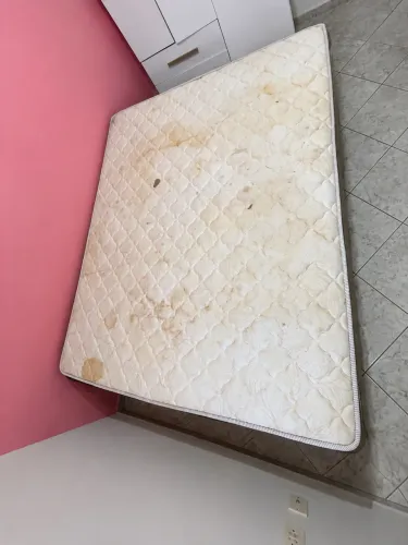 Cama Box Queen + Colchão de Molas Ensacadas Gazin