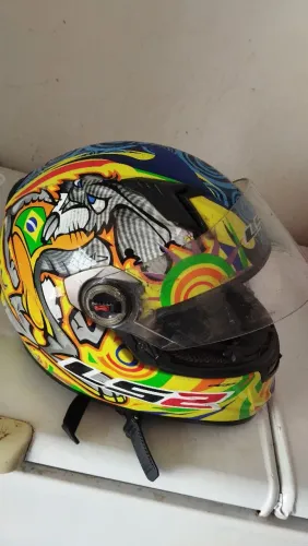 Capacete tribal