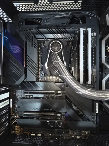 Kit upgrade i7 10700K, Asus Rog Z590-E e Watercooler Arctic 240mm