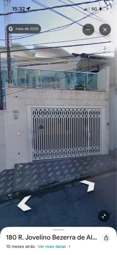 Casa em excelente localização, climatizada e excelente estado de conservação