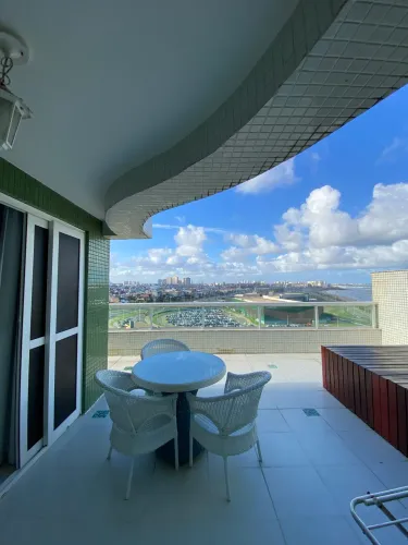 Dividir apartamento - cobertura em Armação -  2 quartos - ao lado do Centro de Convenções