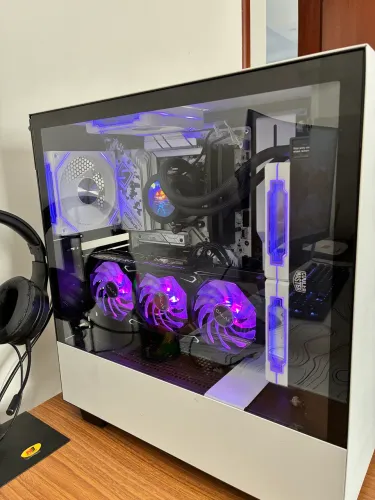 PC Gamer 7700x B650 RTX3080 32gb ddr5