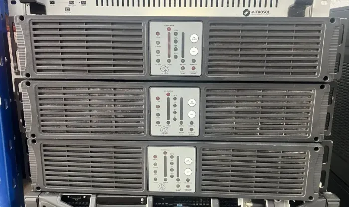 Nobreak de Rack CS Eletro 3000VA E/S: 220v
