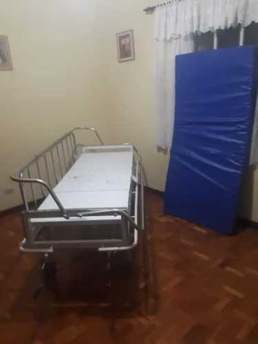 Cama Hospitalar Motorizada Mercedes Imec (Jade) - Estado de Nova