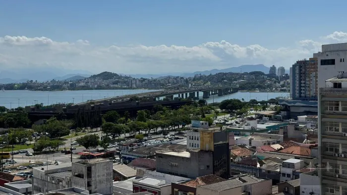 Edificio de USO MISTO 4 salas comerciais ou 4 apartamentos residenciais (exclusivo)