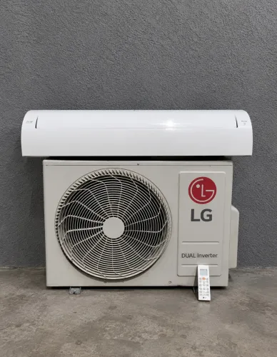 Ar Condicionado LG Dual Inverter Voice + Wi-Fi 24.000 BTUs Quente/Frio 220V