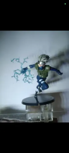 Vendo bonecos Kakashi sensei